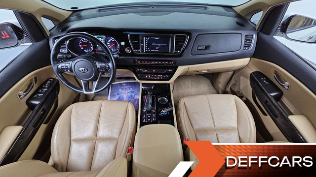 Kia CARNIVAL Gasoline 9-Seater Hi-Limousine Noblesse Special купить на сайте DeffCars
