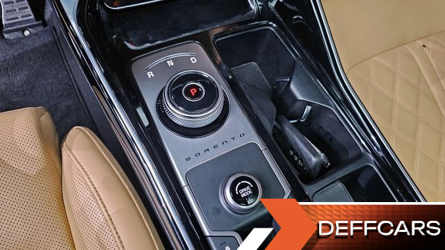 Kia SORENTO HEV 1.6 2WD Signature купить на сайте DeffCars