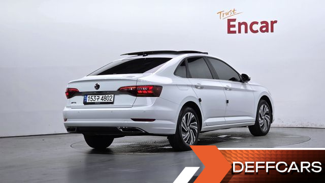 Volkswagen JETTA 1.4 TSI Prestige купить на сайте DeffCars