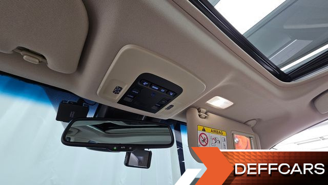Toyota CAMRY 2.5 XLE Hybrid купить на сайте DeffCars