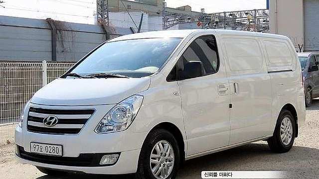 Hyundai STAREX 3-Seater VAN Smart купить на сайте DeffCars