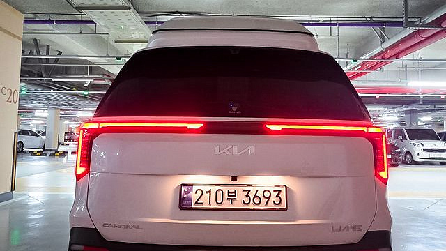 Kia CARNIVAL Gasoline 9-Seater Hi Limousine (7-seater Limousine(Special vehicle) купить на сайте DeffCars