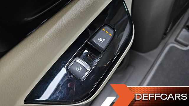 Kia CARNIVAL Gasoline 9-Seater Noblesse купить на сайте DeffCars