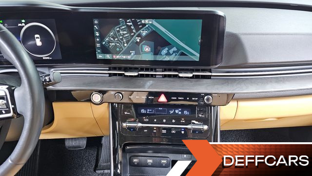Kia CARNIVAL 9-Seater Signature купить на сайте DeffCars