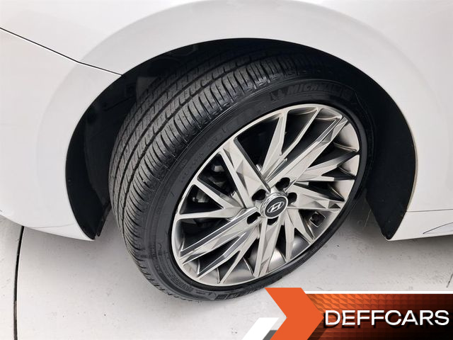 Hyundai GRANDEUR 2.5 Calligraphy купить на сайте DeffCars