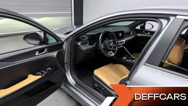 Kia K5 2.0 Prestige купить на сайте DeffCars