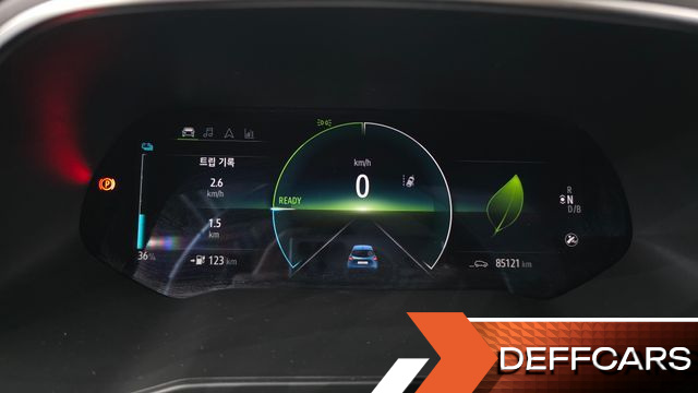 Renault-KoreaSamsung ZOE Intens Eco купить на сайте DeffCars