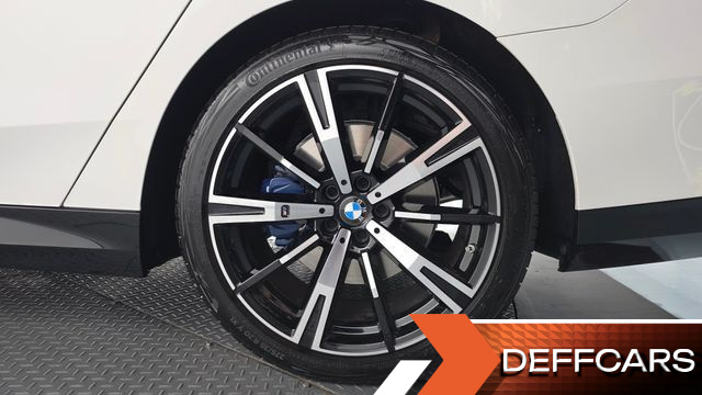 BMW 5-SERIES 530i xDrive M Sport купить на сайте DeffCars