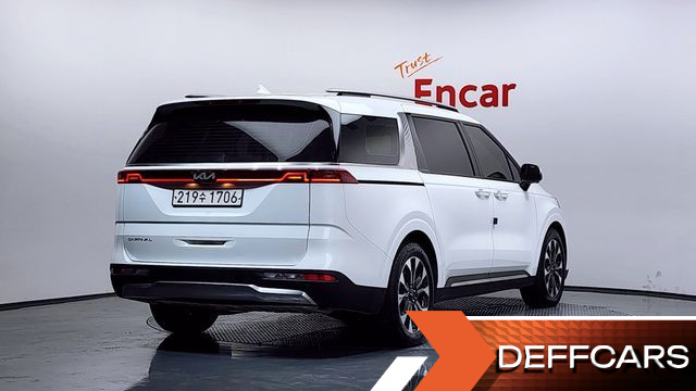 Kia CARNIVAL 9-Seater Noblesse купить на сайте DeffCars