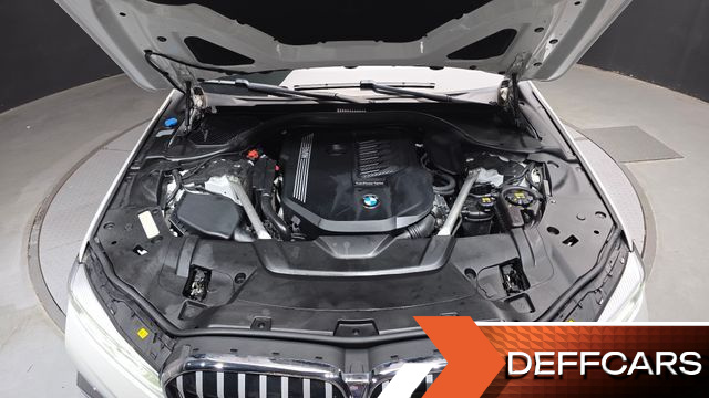 BMW 7-SERIES 740Li xDrive M Sport Package купить на сайте DeffCars
