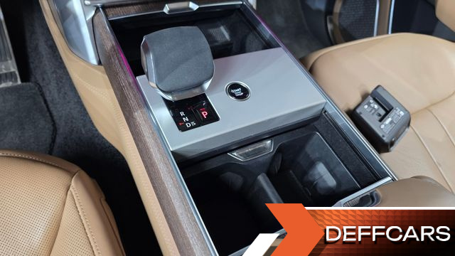 Land Rover RANGE ROVER P530 Autobiography Long Wheel Base купить на сайте DeffCars