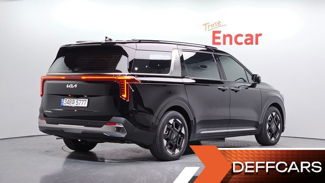 Kia CARNIVAL 9-Seater Noblesse купить на сайте DeffCars