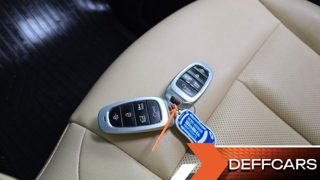 Hyundai STARIA Tourer 11-Seater Modern купить на сайте DeffCars