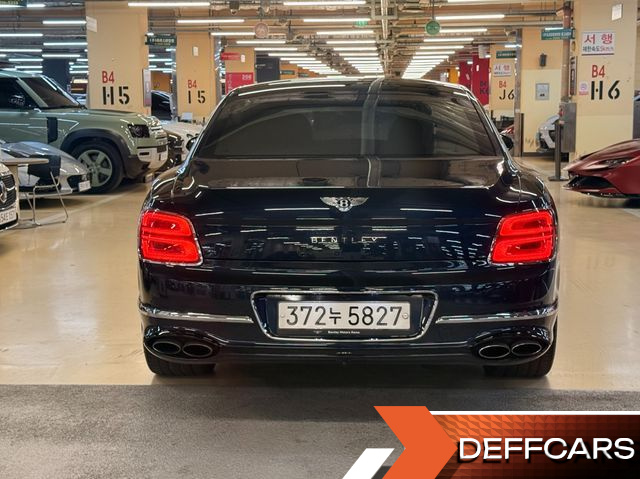 Bentley FLYING SPUR 4.0 купить на сайте DeffCars