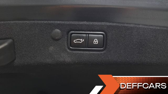 Hyundai GRANDEUR 2.5 Premium Choice купить на сайте DeffCars