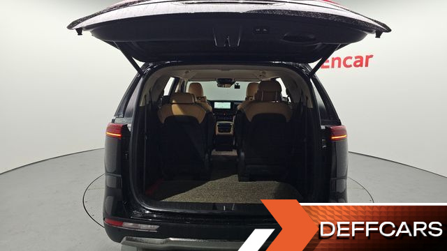 Kia CARNIVAL 9-Seater Signature купить на сайте DeffCars