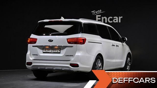Kia CARNIVAL 7-Seater Limousine VIP купить на сайте DeffCars