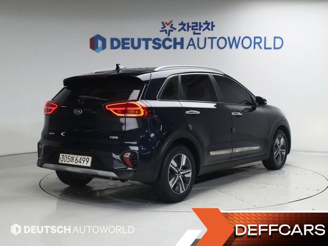 Kia NIRO 1.6 HEV Prestige купить на сайте DeffCars