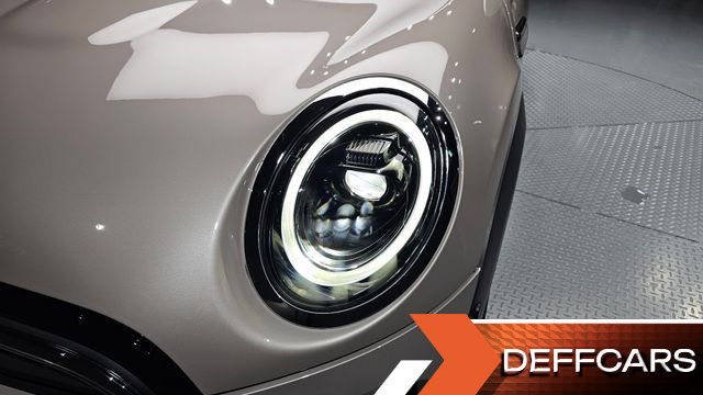 Mini COOPER 5Door Classic Third Generation купить на сайте DeffCars