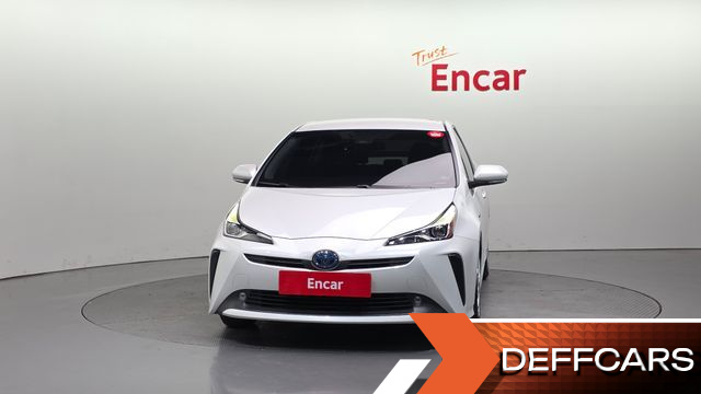 Toyota PRIUS 1.8 купить на сайте DeffCars