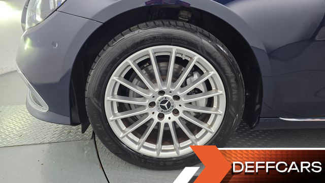 Mercedes E-CLASS E250 Exclusive купить на сайте DeffCars
