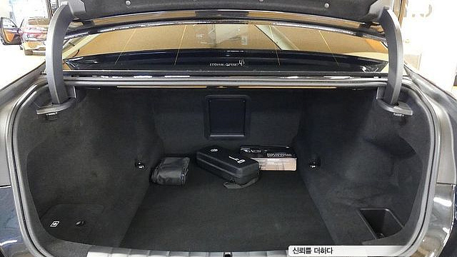 BMW 7-SERIES 740i xDrive M Sport купить на сайте DeffCars