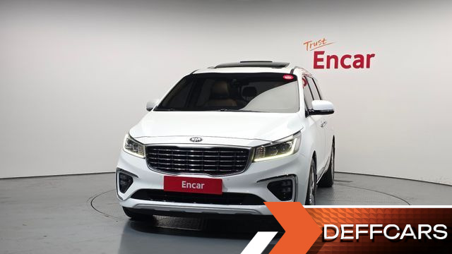 Kia CARNIVAL 9-Seater Prstige купить на сайте DeffCars