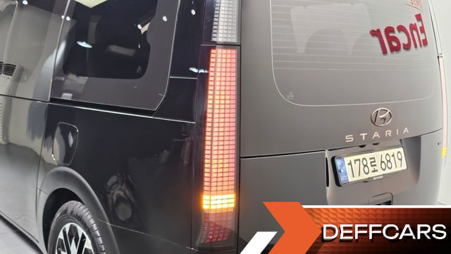 Hyundai STARIA 4WD Lounge 7-Seater Limousine купить на сайте DeffCars