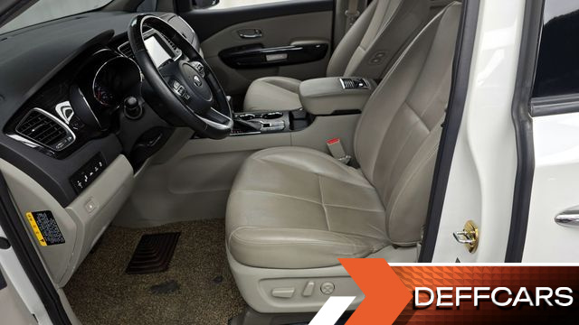 Kia CARNIVAL 9-Seater Noblesse Special купить на сайте DeffCars