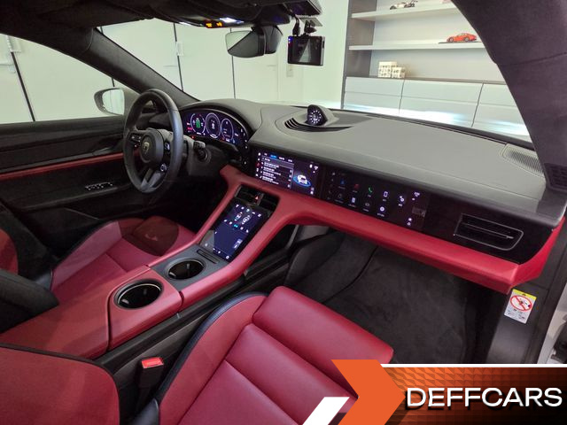 Porsche TAYCAN Turbo Cross Turismo купить на сайте DeffCars