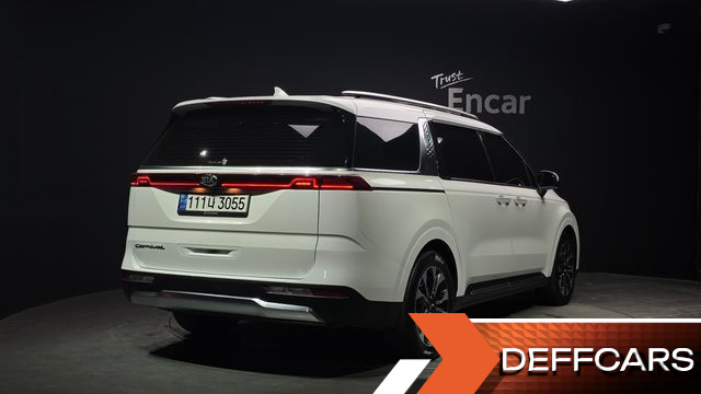 Kia CARNIVAL 9-Seater Signature купить на сайте DeffCars