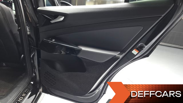 Volkswagen ID.5 Pro купить на сайте DeffCars