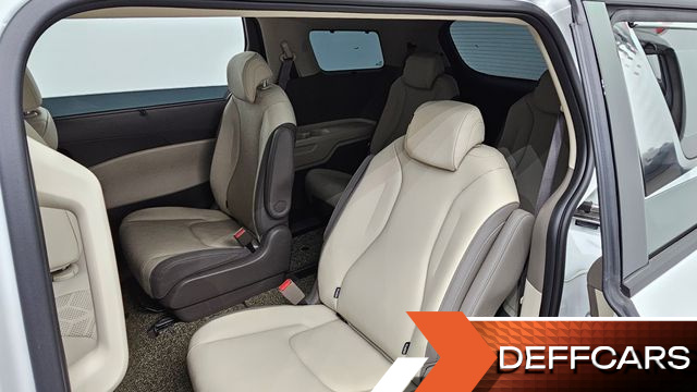 Kia CARNIVAL 9-Seater Noblesse купить на сайте DeffCars
