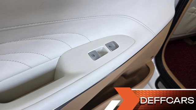 Hyundai GRANDEUR 3.3 Calligraphy купить на сайте DeffCars