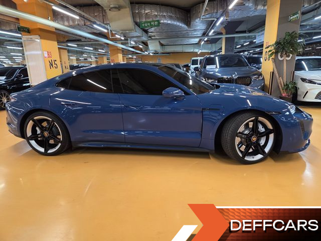 Porsche TAYCAN Turbo купить на сайте DeffCars