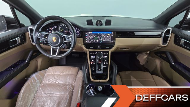 Porsche CAYENNE 3.0 E-Hybrid купить на сайте DeffCars