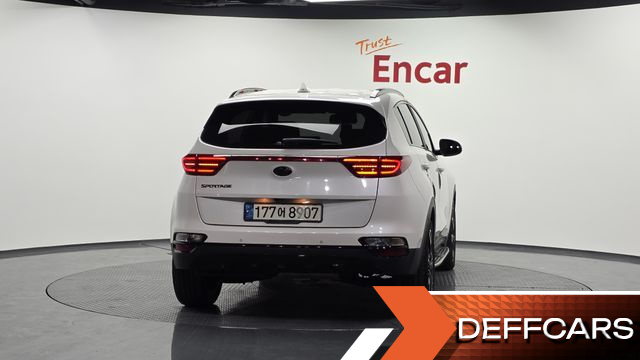 Kia SPORTAGE Diesel 2.0 2WD Signature Gravity купить на сайте DeffCars