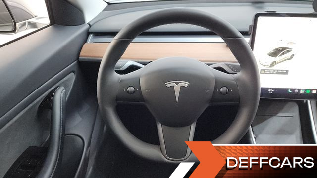 Tesla MODEL 3 Long Range AWD купить на сайте DeffCars