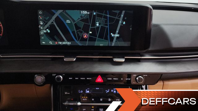 Kia CARNIVAL 7-Seater Signature купить на сайте DeffCars