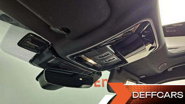 Land Rover RANGE ROVER VELAR 2.0 P250 R-Dynamic SE купить на сайте DeffCars