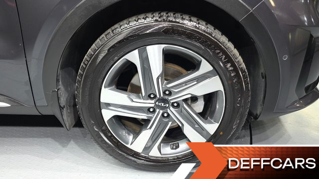 Kia SORENTO HEV 1.6 2WD Gravity купить на сайте DeffCars