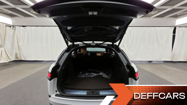 Land Rover RANGE ROVER VELAR 3.0 P400 R-Dynamic HSE купить на сайте DeffCars