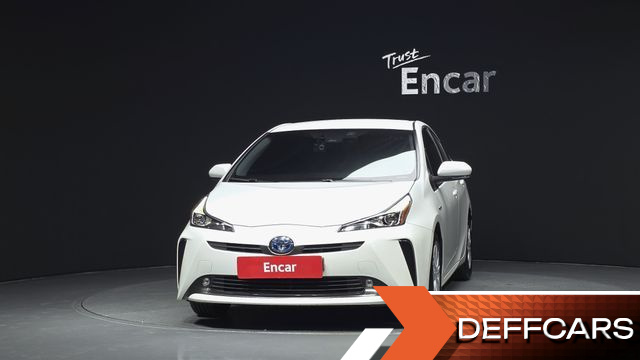 Toyota PRIUS 1.8 купить на сайте DeffCars