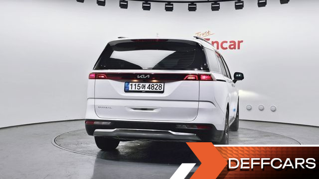 Kia CARNIVAL Gasoline 9-Seater Signature купить на сайте DeffCars