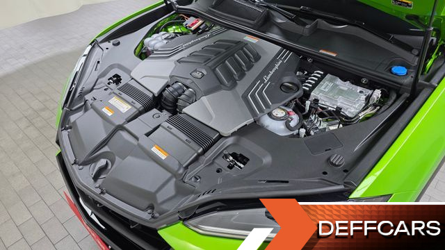 Lamborghini URUS 4.0 V8 SE купить на сайте DeffCars