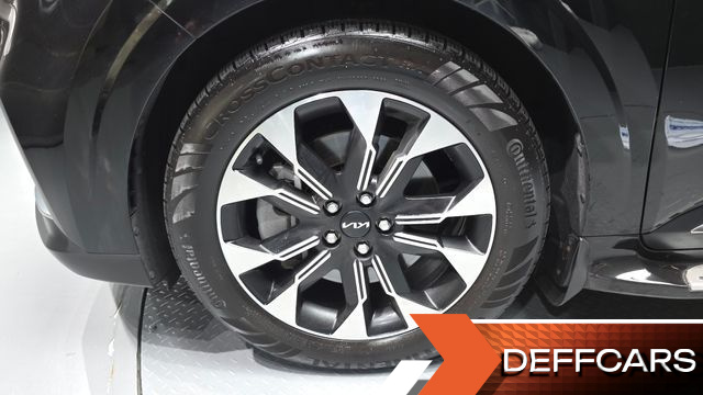 Kia CARNIVAL Gasoline 7-Seater Signature купить на сайте DeffCars