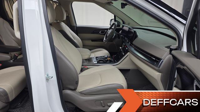 Kia CARNIVAL 9-Seater Hi-Limousine Signature купить на сайте DeffCars