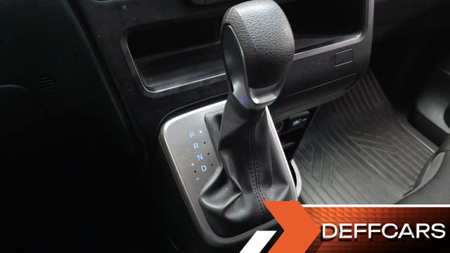 Hyundai STARIA Cargo 3-Seater Smart купить на сайте DeffCars