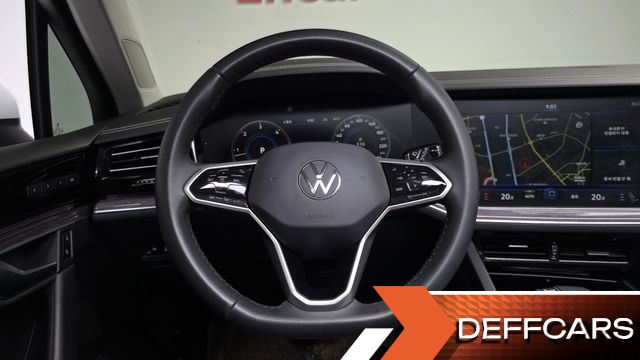Volkswagen TOUAREG 3.0 TDI Premium купить на сайте DeffCars