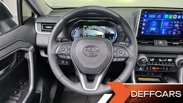 Toyota RAV4 2.5 4WD Hybrid купить на сайте DeffCars